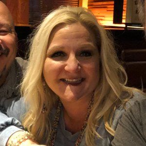 Meet your Posher, Whitney